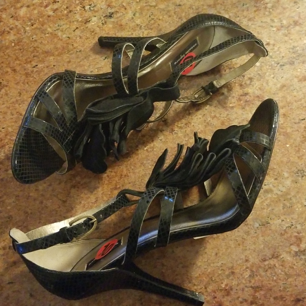 Sandals - Picture 2 of 4
